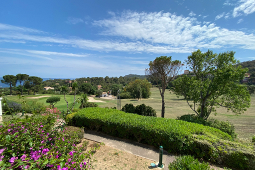 06-location-cap-esterel-agay-village-T2-terrasse-vue