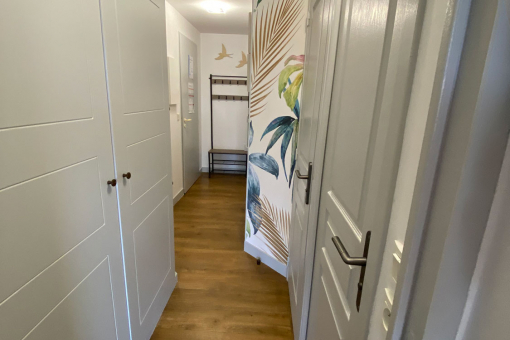 08-location-cap-esterel-agay-village-T2-couloir