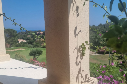 12-le-village-appartement-f2-cap-esterel-location-exterieur
